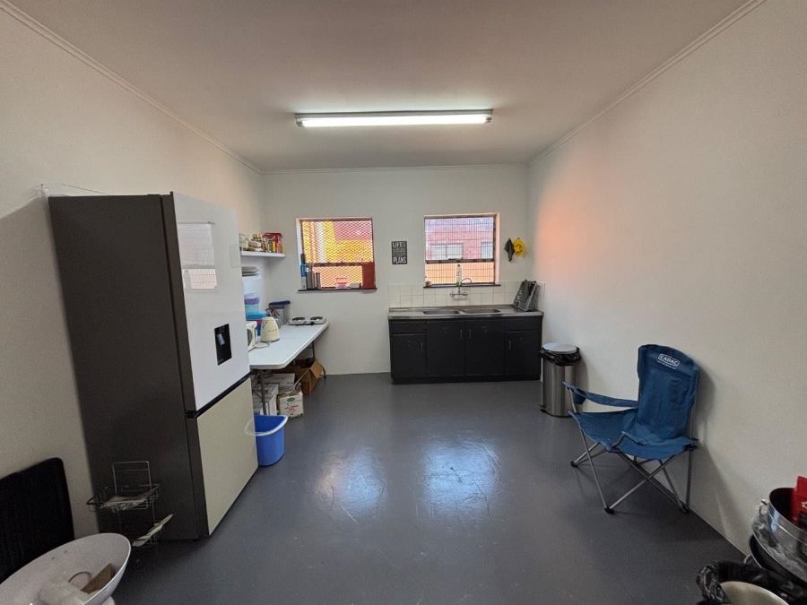 To Let commercial Property for Rent in Montague Gardens Western Cape